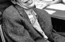 Osobliwa fizyka osobliwości - Stephen Hawking 1942–2018