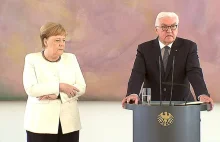 Merkel znów drży, to już drugi atak w przeciągu dwóch tygodni.