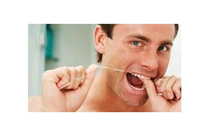 Czy wiesz jak prawidłowo nitkować zęby?