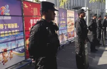 muzułmanie w Chinach wtrącani do więzienia bez procesu