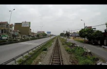 Przejażdżka wietnamską koleją na odcinku Hanoi - Hai Phong
