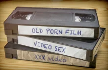 Mężczyzna pozwał rodziców za zniszczenie jego kolekcji filmów porno