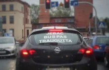 Na ulice Traugutta wrócił buspas.