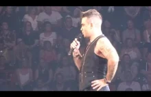 Robbie Williams próbuje poderwać dziewczynę...