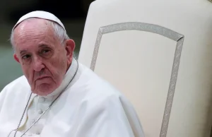 Wyciekł papieski dokument. Franciszek za częściowym zniesieniem celibatu