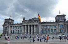 Cudzoziemki w Niemczech płacą za uznanie ojcostwa, by dostać prawo pobytu.