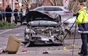 Walka pomiędzy Afrykanami oraz Pacyficznymi na ulicach Melbourne.