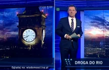 „Wiadomości” TVP1: zegar z Zamku Królewskiego zamiast PKiN w tle prezentera
