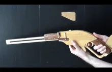 Drewniany pistolet strzelający gumkami recepturkami z szybkim ładowaniem "naboi"
