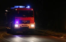 Pożar w dawnej Hucie Katowice. 14 wozów strażackich w akcji