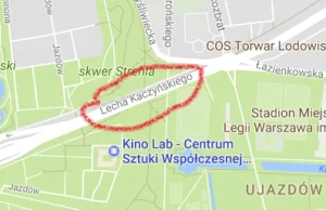 Google Maps:Trasa Łazienkowska zdekomunizowana.Teraz to ulica Lecha Kaczyńskiego