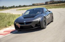 BMW pokazuje prototyp i8 z ogniwami wodorowymi
