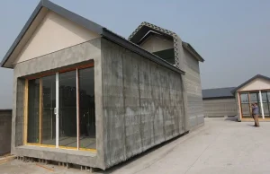 Chińska firma wydrukowała w 3D 10 domów w ciągu jednego dnia