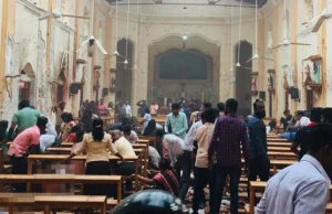 Trzy kościoły i trzy hotele zaatakowane na Sri Lance