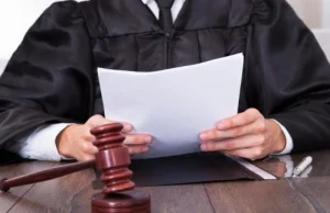 Postępowanie karne: Sędzia przestaje być panem i gospodarzem sali rozpraw