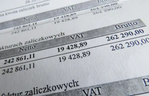 Na split payment zarobią banki