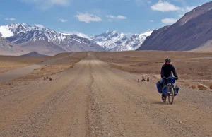 Pamir Highway - rowerem na dachu świata