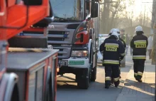 Pożar w Lidlu w Chorzowie. Na miejsce przyjechało 12 zastępów straży...