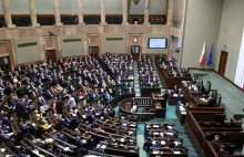 Projekt antyszczepionkowców w Sejmie. Opozycja mówi o "skandalu"