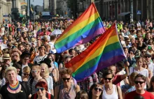 PiS przyznaje prawa parom jednopłciowym!