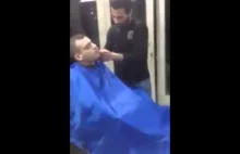 Jak zdenerwować fryzjera?