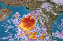Indie ewakuują 300 000 ludzi, wyprzedzając tropikalny cyklon Vayu