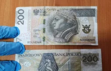 Pięć razy płacili replikami banknotów w tym samym sklepie