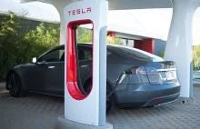 2 stacje Tesla Supercharger w Polsce w 2015