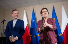 Premier Ewa Kopacz spotkała się z Robertem Biedroniem w Słupsku...