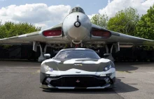 Aston Martin Vulcan | Torowa bestia dopuszczona do ruchu publicznego