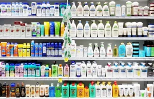 Niemcy płacą mniej za niektóre kosmetyki i detergenty. Eksperci: Nikt na...