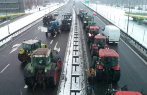 Białystok. Protest rolników. S 8 zablokowana. Blokada ósemki do środy.