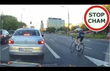 Starcie tytanów taksówkarz vs rowerzysta - zabawa w ciuciubabkę