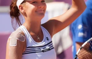 Finał WTA w Brukseli: Agnieszka Radwańska pokonała Simonę Halep