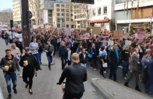 Tłumy w Niemczech protestowały dziś przeciwko ACTA2