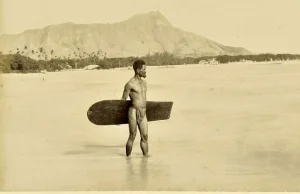 Pierwsza fotografia surfera w historii