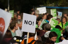 Protesty przeciwko cenzurze internetu w całej Polsce! #SaveYourInternet