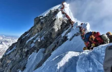 Co pcha ludzi do bezsensownych i niebezpiecznych wycieczek na Mount Everest?
