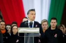 Orban: To bardziej armia niż uchodźcy.