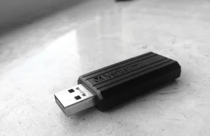 Historia pewnego starego pendrive'a - Wirujące Oktany