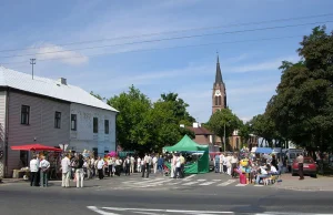 Władze Kałuszyna dewastują powstańcze mogiły