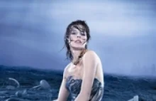 Mila Jovovich w kalendarzu Campari na 2012