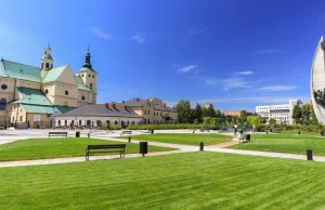 W zeszłym roku najszybciej rozwijało się Podkarpacie, najwolniej lubelskie