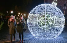 Ile miasta wydały na świąteczne iluminacje?