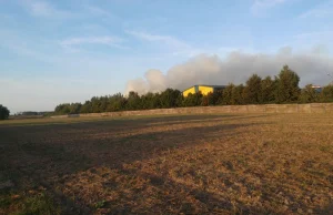 Pali się wysypisko odpadów w Kobiernikach