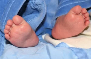 Przeznaczone do aborcji dziecko urodziło się żywe. Lekarze zaczęli je ratować.