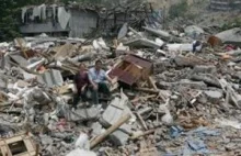 Chiny: 80 ofiar śmiertelnych trzęsienia ziemi