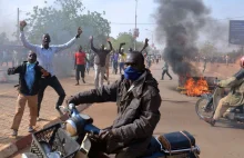 Muzułmanie podpalają kościoły w Nigrze