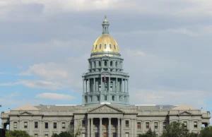 Colorado zarobiło tyle pieniędzy na marihuanie, że zwracają obywatelom podatki