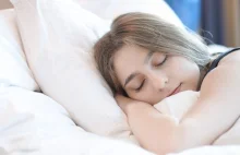 Czy spanie nago jest zdrowe?